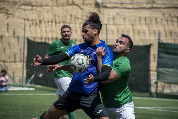 Neo Group and Enteractive players contest possession at the 2025/26 Finals Day