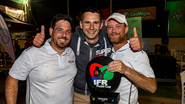 CEO of For A Cause Events, Nikola Vasovic with winners of the IFR Padel Cup – PressEnter team